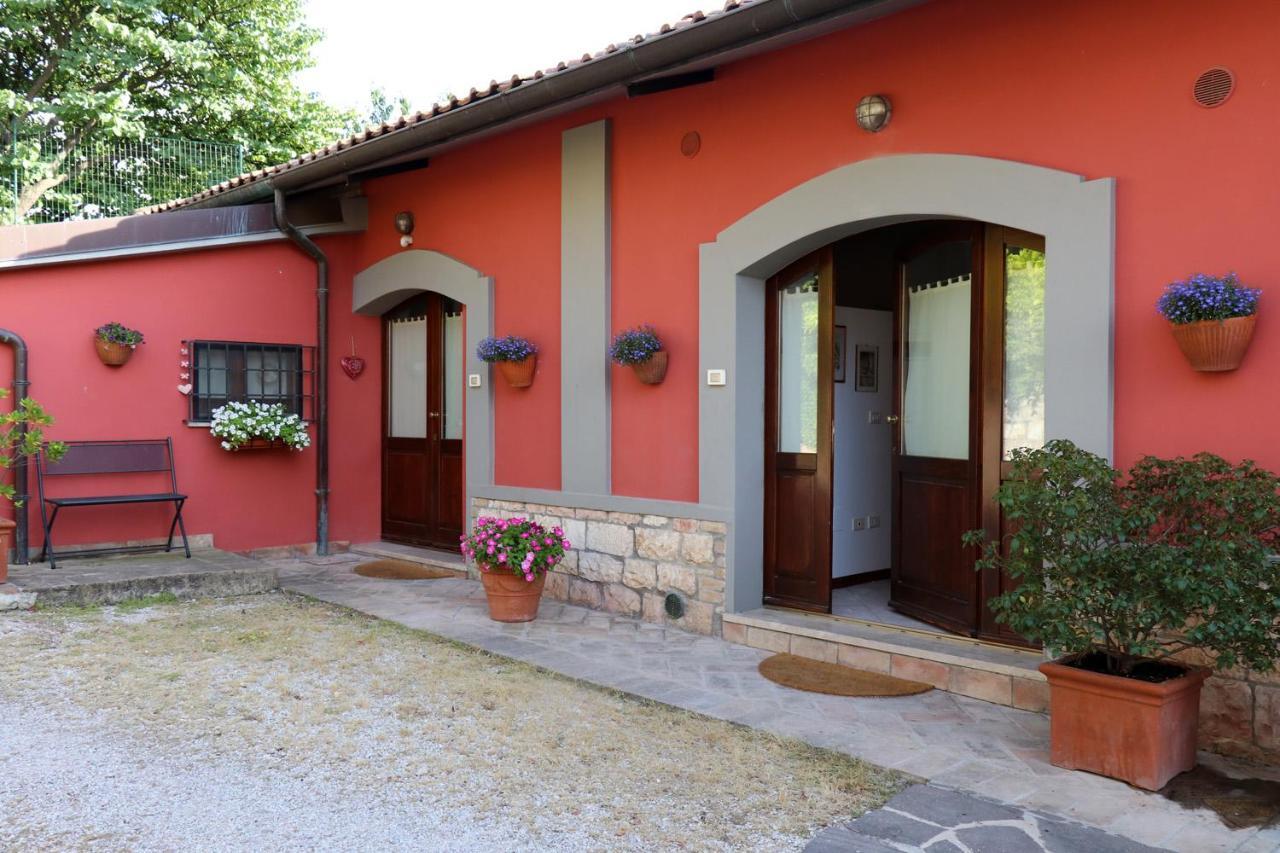 Il Turrione "App. Santa Chiara" Apartment Assisi Exterior photo